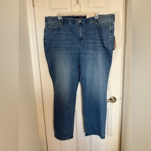 NYDJ Lift Tuck Waist Match Straight Leg Marilyn Plus Size Jeans- NWT- size 3X - Picture 5 of 16